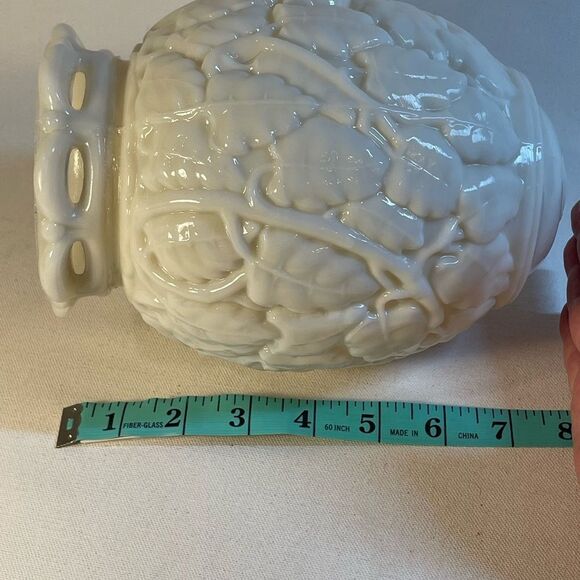 Vintage ALADDIN Alacite Glass Table Lamp Light Cream Floral ORNATE leaf motif - Picture 10 of 13